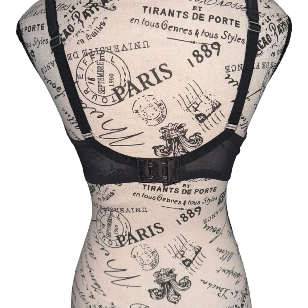 Victoria’s Secret Body by Victoria Lined Perfect Coverage Size 34DD - Picture 9 of 9